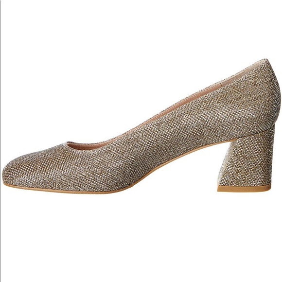 Stuart Weitzman Marymid Pump - Picture 2 of 5